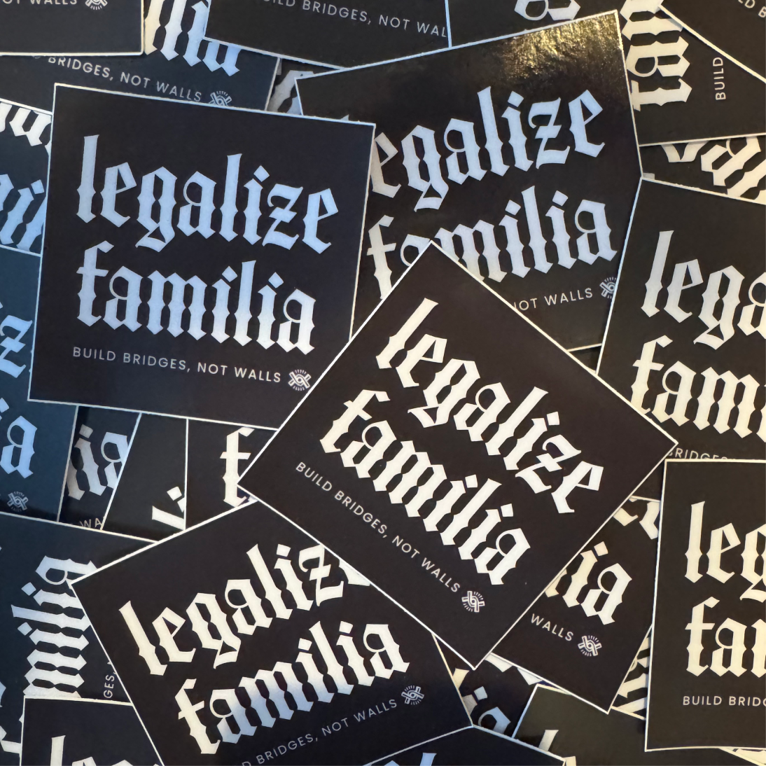 Legalize Familia Sticker